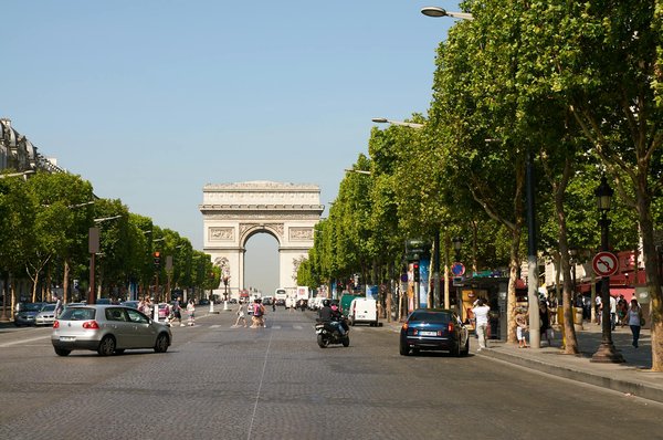 Comment organiser des vacances en Toscane avec des ateliers de peinture et des visites de musées?